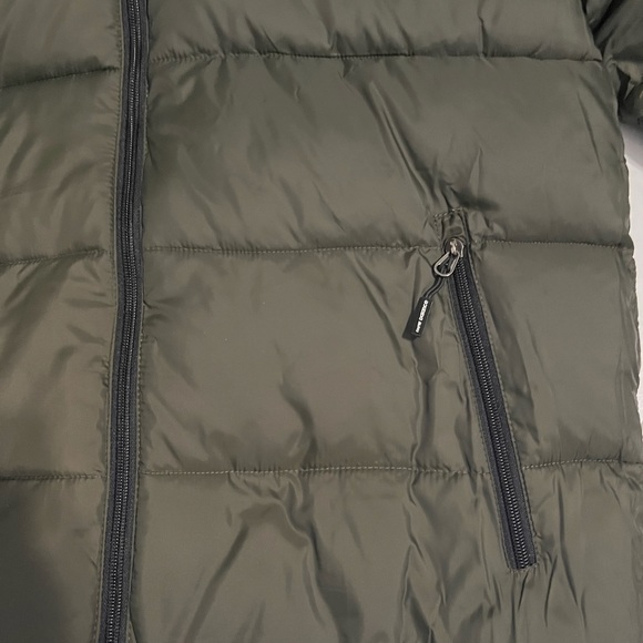 New Balance Mens Quilted Puffer Styling Down Tech Winter Jacket - Picture 12 of 12